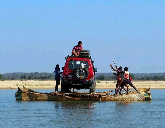 THE BIG TOURS OF MADAGASCAR 24 DAYS